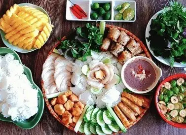 Hình ảnh combo 4 người 