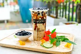Hình ảnh Sữa Tươi Trân Châu Đường Đen Royal