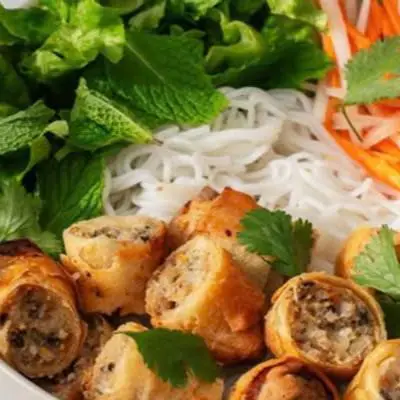 Hình ảnh Bún Chả Giò Thịt Xào - Bông Sao