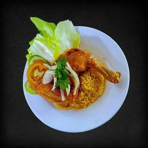 Hình ảnh Quán Cô Bông - Bánh Mì, Bún & Cơm Gà - Nguyễn Duy Trinh