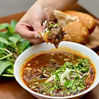 Hình ảnh 1 bún chả đặc biệt - 1 bò kho - tặng 1 trà tắc