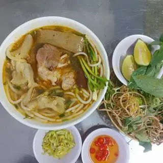 Hình ảnh Bún bò gân giò chả