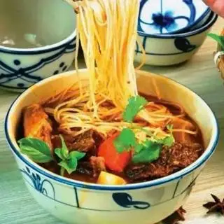 Hình ảnh Mì gói bò kho đặc biệt