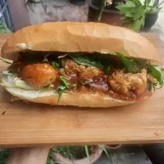 Hình ảnh Bánh mì bì - xíu mại chay