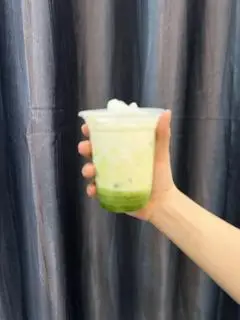 Hình ảnh Matcha latte sữa bò