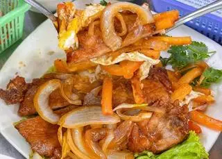 Hình ảnh Nui xào bò