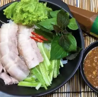 Hình ảnh Bún mắm nêm thịt luộc