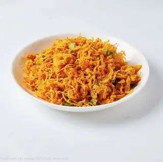 Hình ảnh Khô gà lá chanh - nước ngọt