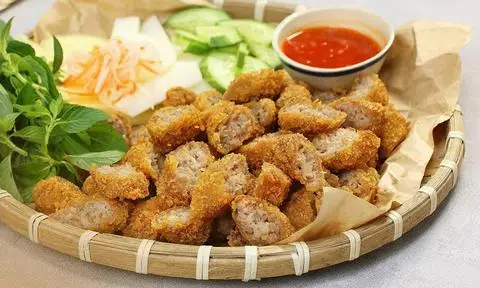 Hình ảnh Chi Vy Foods - Nem Chua Rán Trần Công Châu - Thành Công