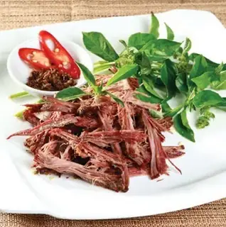 Hình ảnh Nghé xé tay