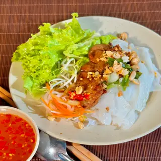 Hình ảnh Combo 1 Bánh ướt thịt nướng + 1 Bún thịt nướng