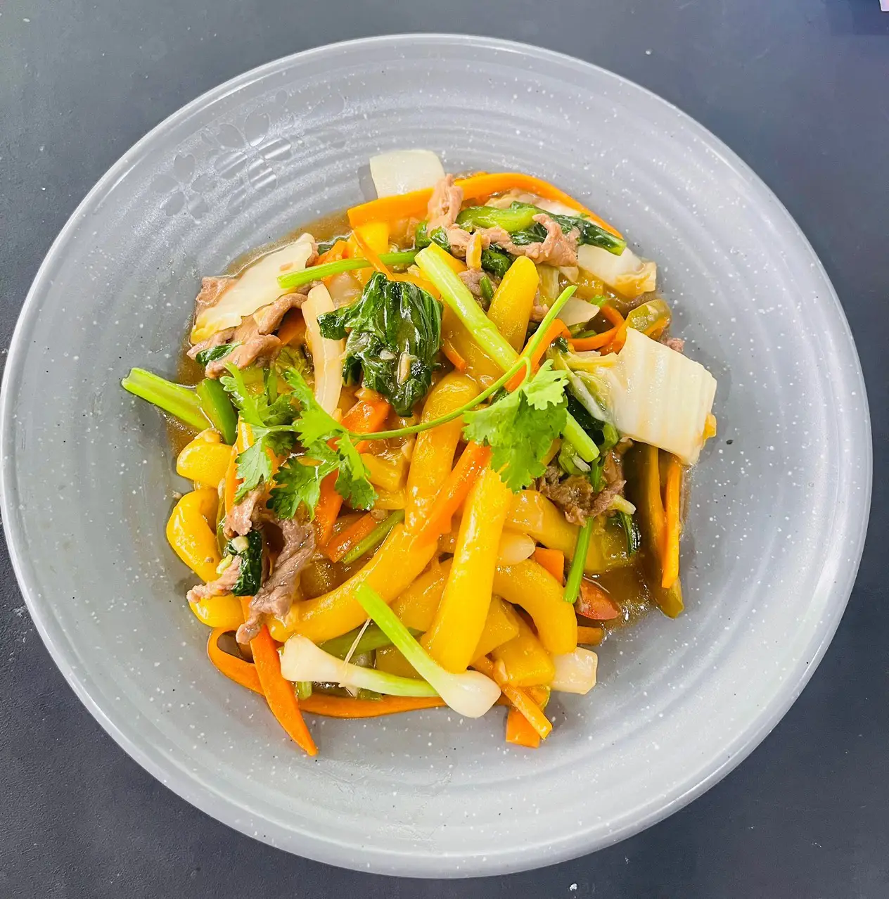 Hình ảnh Nui xào bò