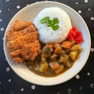Hình ảnh Cơm cà ri gà chiên xù