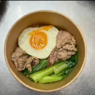 Hình ảnh Mì trộn siukay tê lưỡi bò trứng