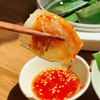 Hình ảnh 10 Bánh bột lọc nhân tôm thịt - 5 cặp