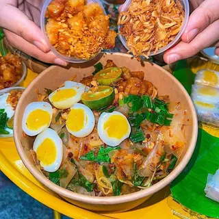 Hình ảnh Bánh tráng trộn fulltopping