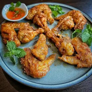Hình ảnh Cánh gà chiên mắm - 4 cái