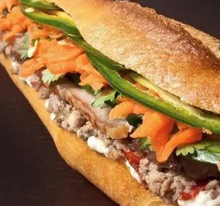 Hình ảnh Bánh mì thập cẩm