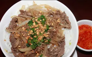 Hình ảnh Bún thịt bò xào