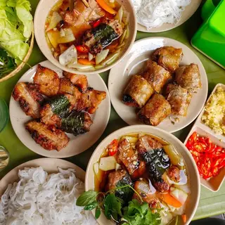 Hình ảnh Bún chả thịt ba rọi nướng