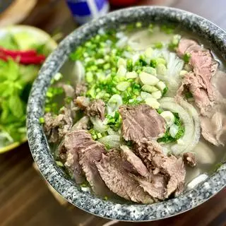 Hình ảnh Phở bò - đặc biệt