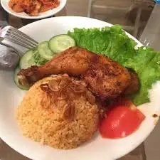 Hình ảnh Cơm Rang Gà Sốt Dưa