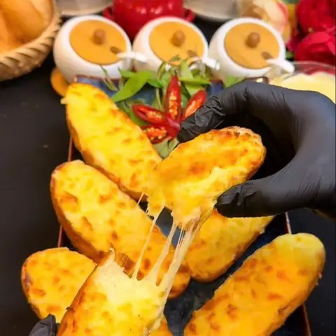 Hình ảnh BonSang Bánh Mì Nướng Phô Mai Tan Chảy - Phan Huy Ích
