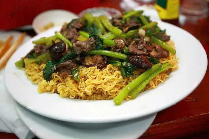 Hình ảnh Mì xào bò