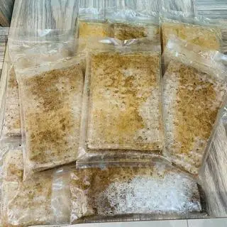 Hình ảnh Bánh tráng muối cay