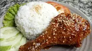 Hình ảnh Cơm gà sốt me (đùi/má đùi)