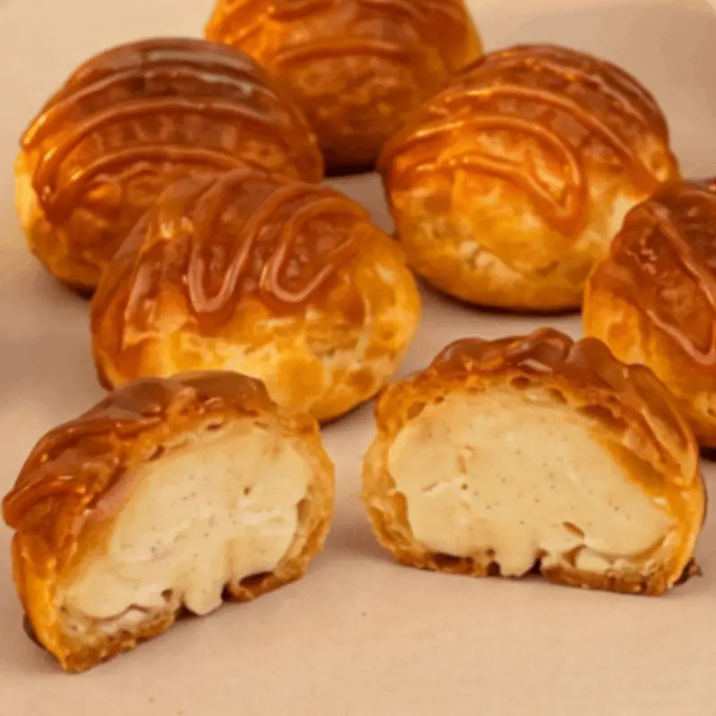 Hình ảnh Kem Su Miso Caramel (Miso Caramel Ice Cream Puff)