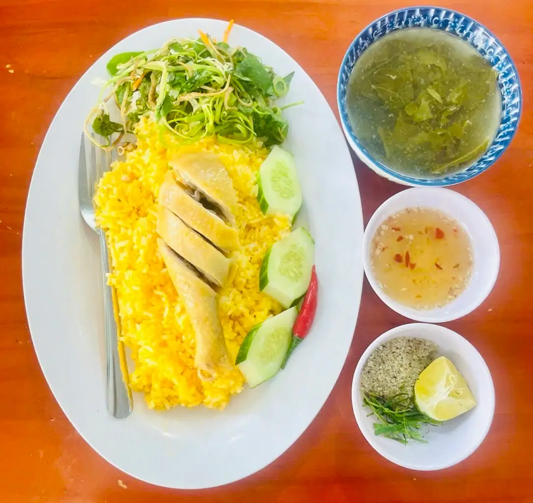 Hình ảnh Cơm đùi gà