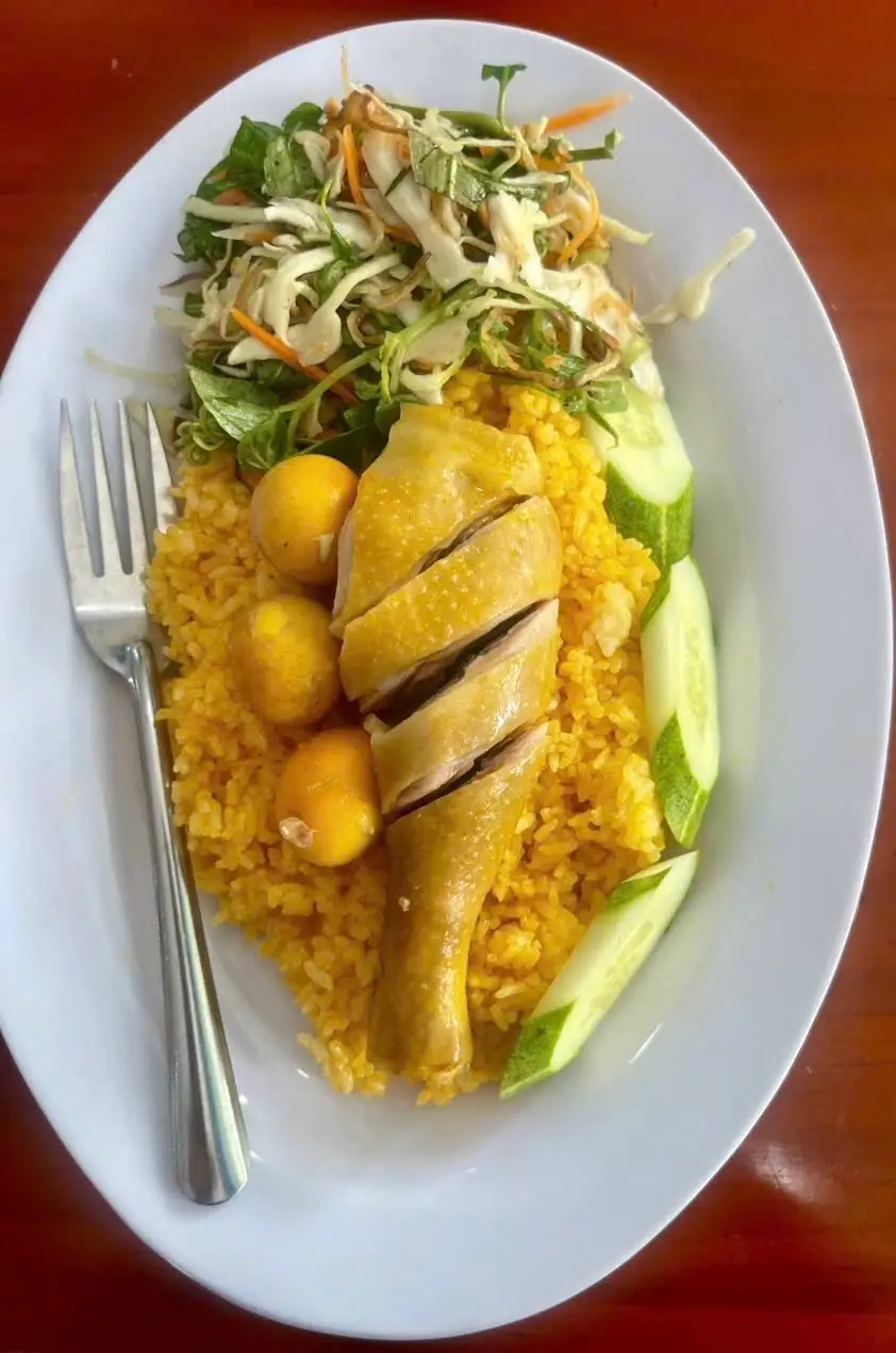 Hình ảnh Cơm Gà (Đặc Biệt)