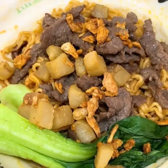 Hình ảnh HỦ TIẾU DAI TRỘN BÒ XÀO