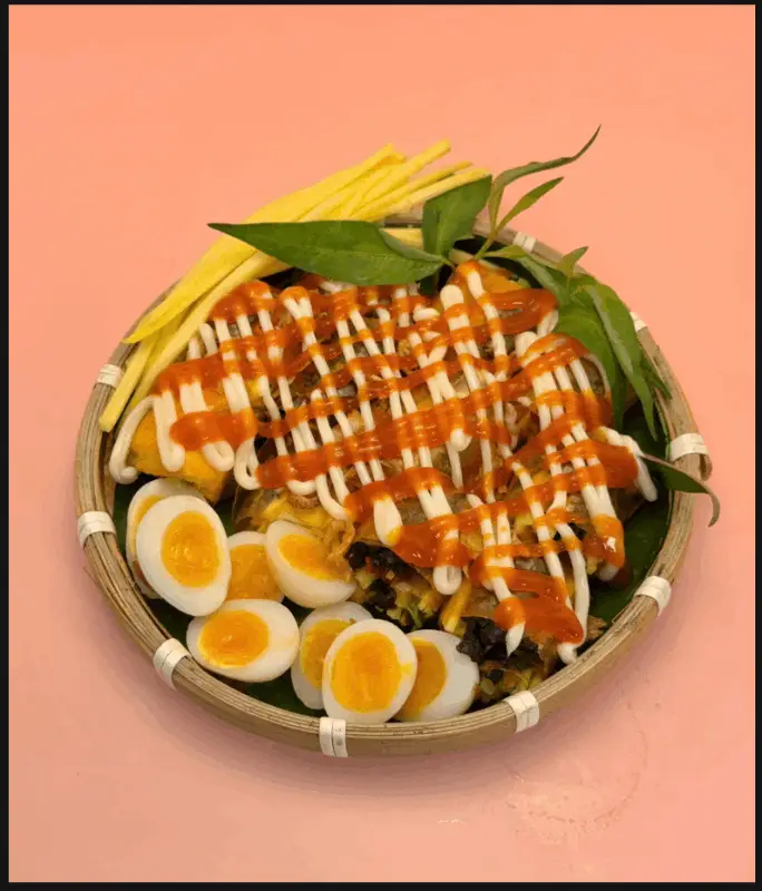 Hình ảnh Bánh tráng cuốn thịt bằm sốt bơ
