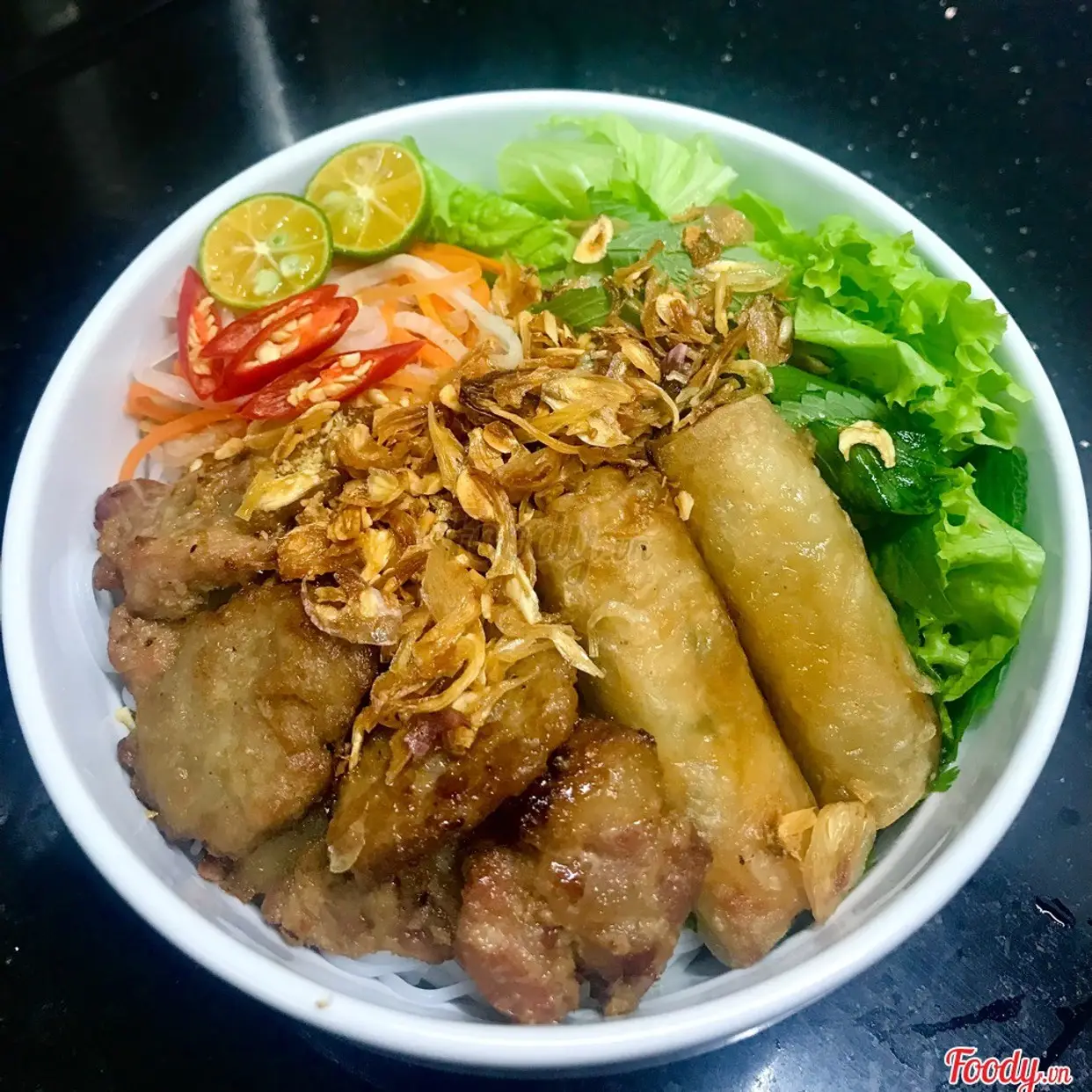 Hình ảnh Bún thịt nướng đặc biệt