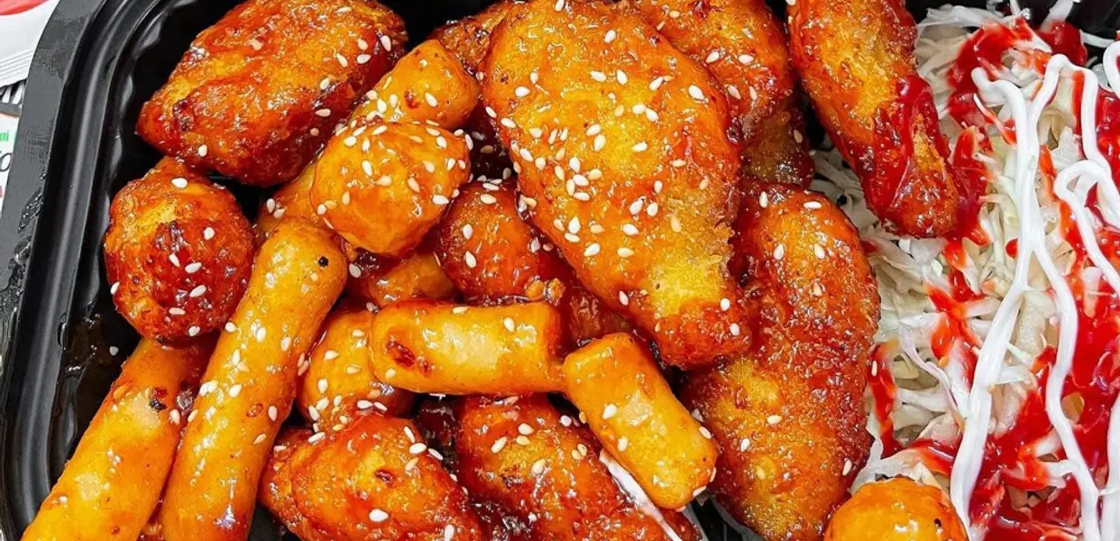 Ảnh bìa Lyn’s Chicken & Gà Rán Sốt - Tân Trang 