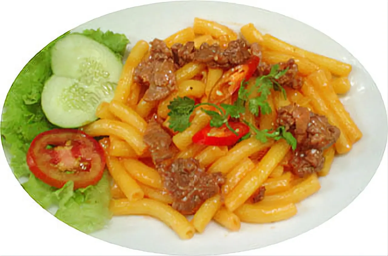 Ảnh bìa Quán A. Cường - Nui Xào Bò - Mì Xào Bò & Mì Ý Xào Bò - Trần Văn Quang