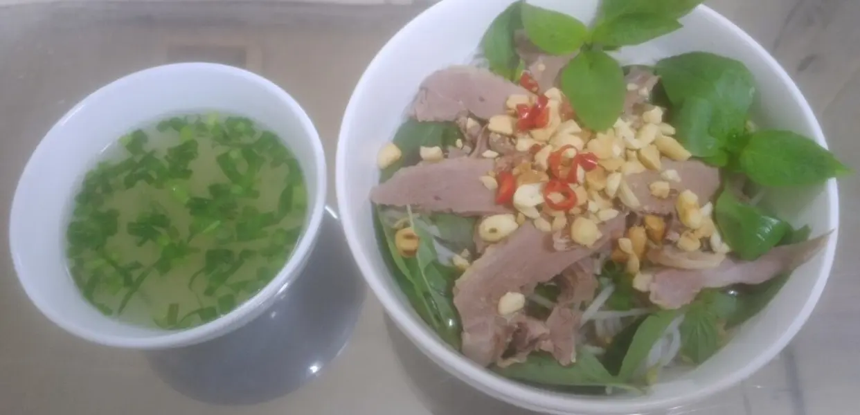 Ảnh bìa Bún Miến Ngan Măng Mọc