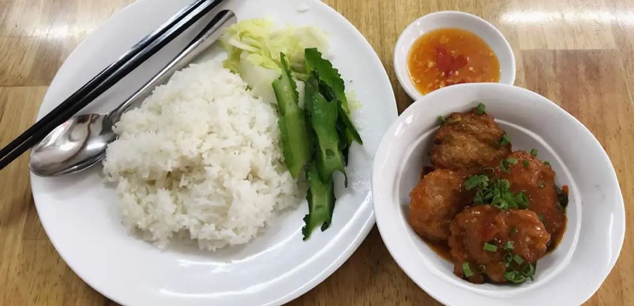 Ảnh bìa Quán Vy Anh - Cơm Bình Dân - Nguyễn Oanh