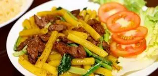 Ảnh đại diện Hai Thùy - Bột Chiên & Mì Xào Bò - Âu Dương Lân