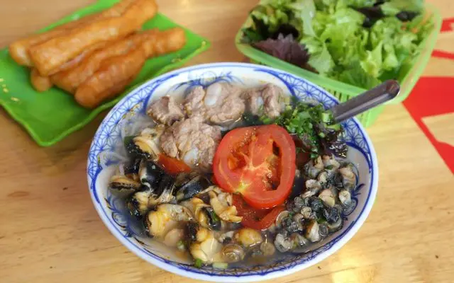 Ảnh bìa Bún Ốc Sườn Cô Sáu - Lạc Trung