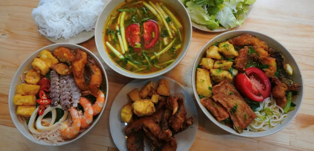 Ảnh bìa Phương Hoa - Bún Thái Hải Sản Tươi Sống - Tập Thể Thành Công