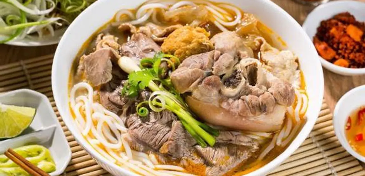 Ảnh bìa Bún bò Hương Thanh - Trà sữa Colour Milk Tea - Mai Văn Vĩnh