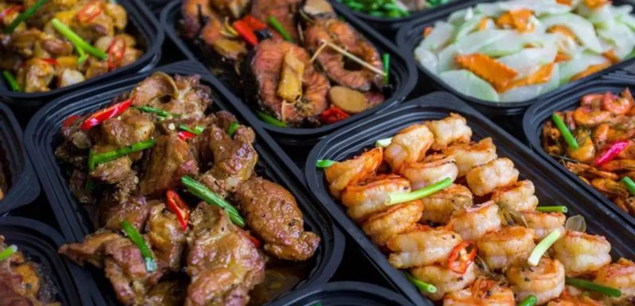 Ảnh bìa Bếp Việt - Cơm Văn Phòng - Đông Thiên