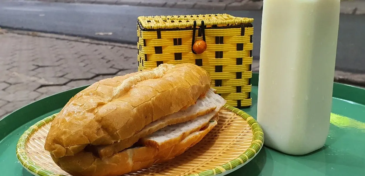 Ảnh bìa Bánh Mì Chả Nóng Dũng Hạnh - Nghĩa Tân