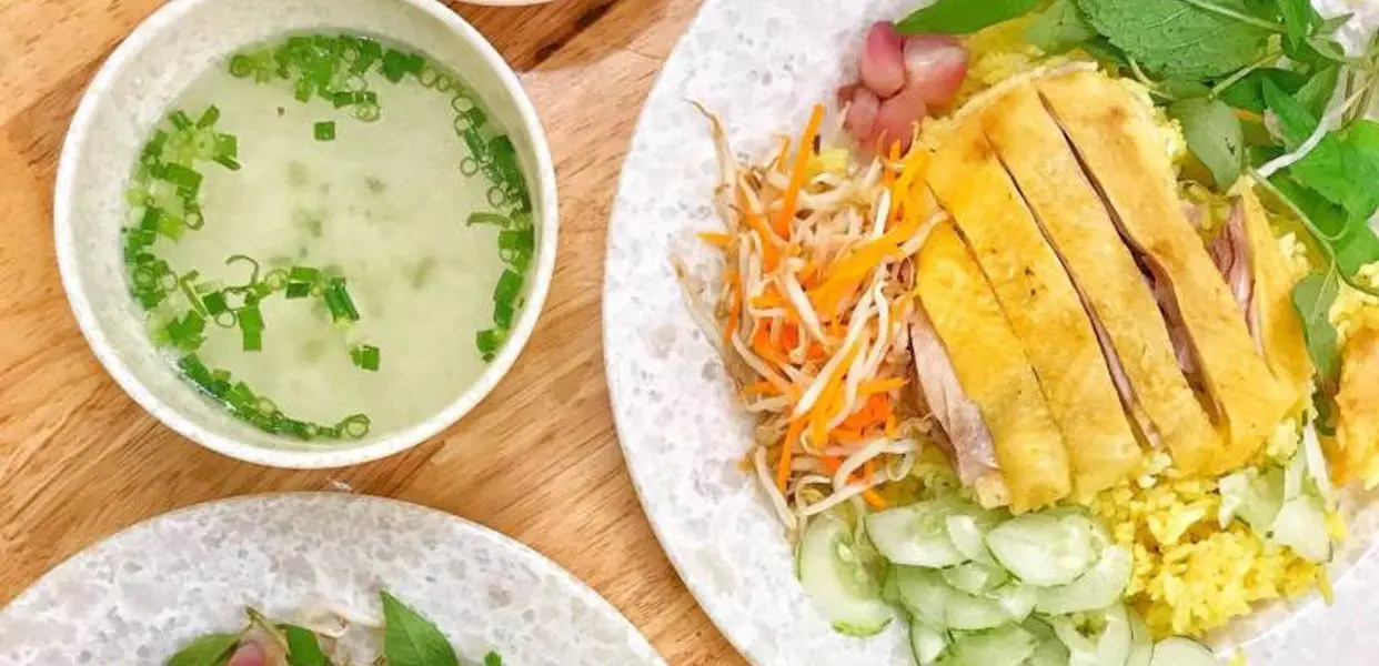Ảnh bìa Tuyết Nhung - Cơm Gà Phú Yên - Chùa Láng