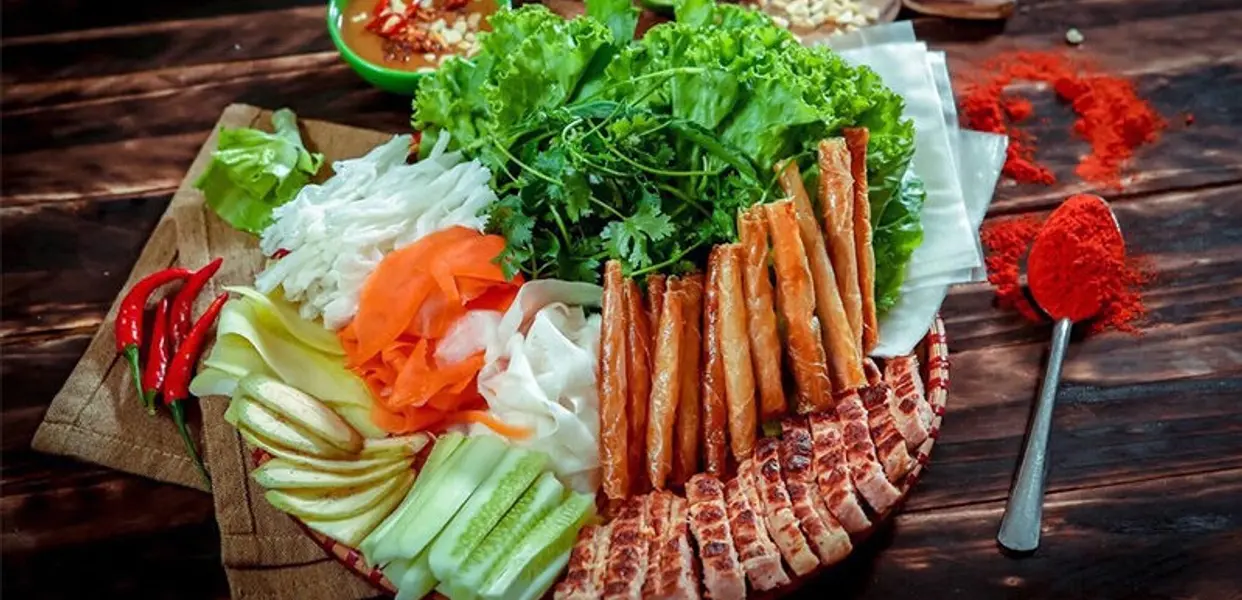 Ảnh bìa Nem Nướng Nha Trang - Mễ Trì Thượng