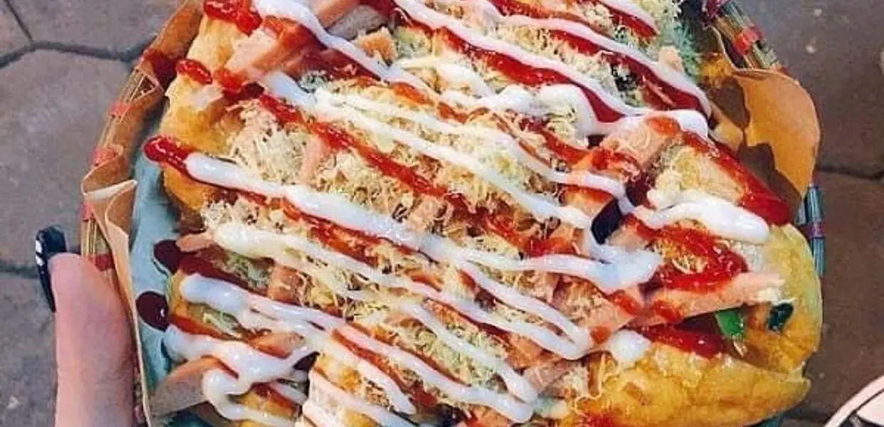 Ảnh bìa Chú Tiểu Quán - Bánh Mì Muối Ớt & Nướng Sốt Kem Bơ Phô Mai - Đường Láng