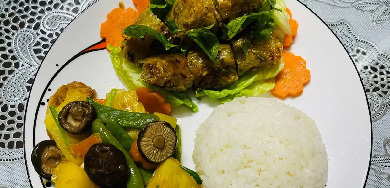 Ảnh bìa Mai Liên - Cơm Chay Ruốc Nấm